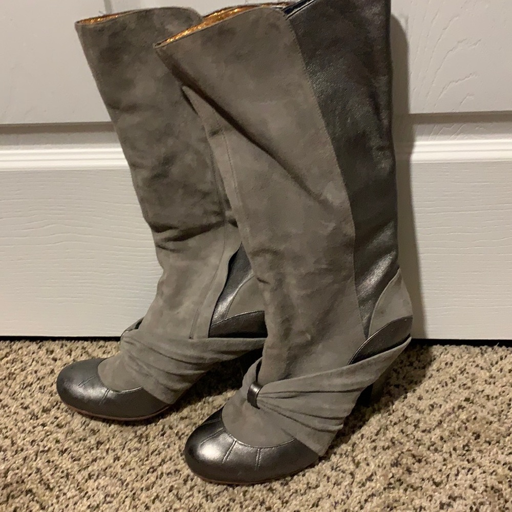 Dress boots